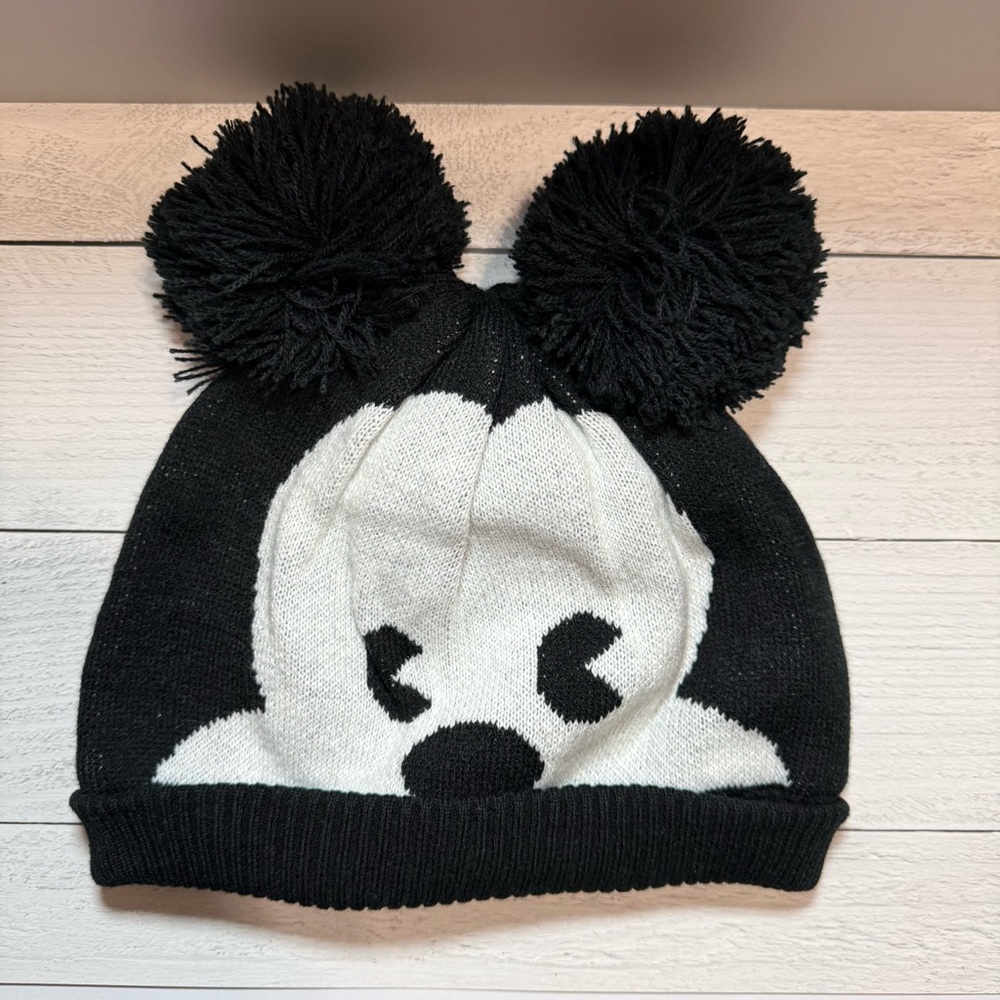 Disney‎ Store Mickey Peekaboo Beanie Double Pom